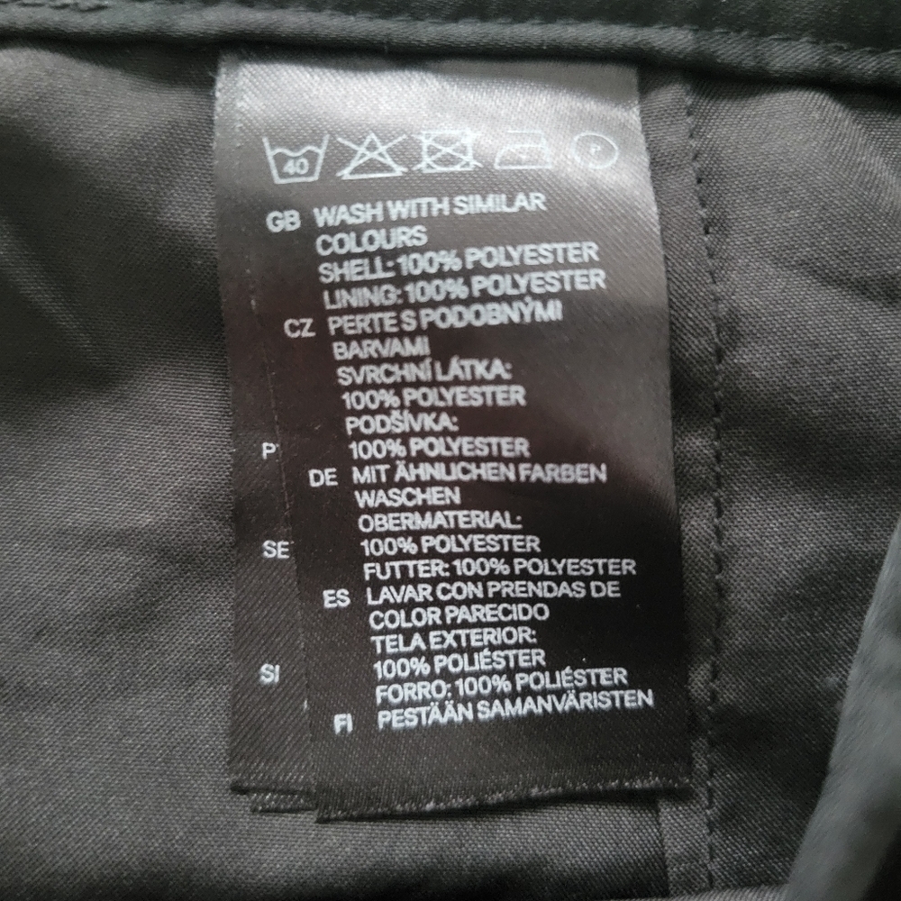 H&M Skirt - Picture 3 of 3